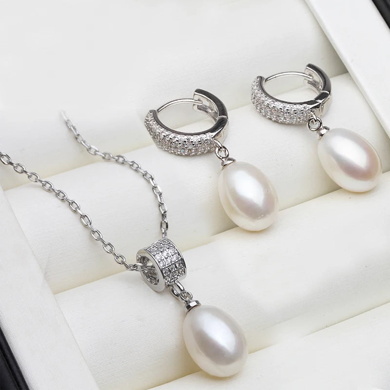 Exquisite Freshwater Pearl Necklace and Earring Set in 925 Silver - The Ultimate Luxury Gift for Her on Birthdays and Special Occasions